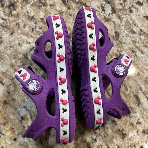 CROCS crocband II purple Disney Mickey Mouse sandals - Picture 4 of 10